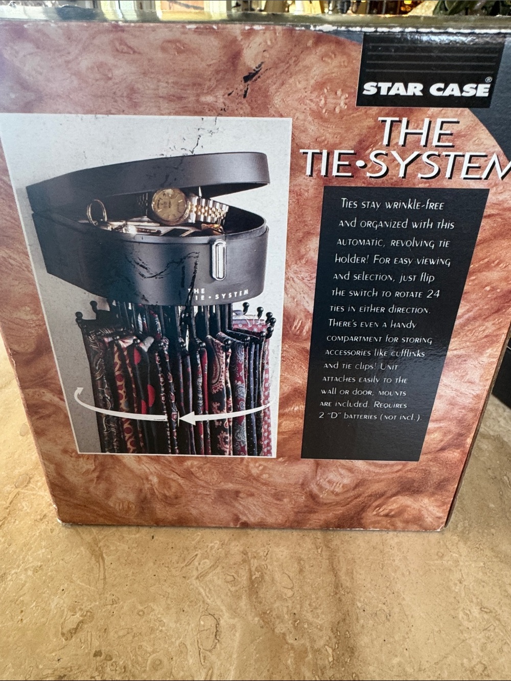 STAR CASE The Tie-System Revolving Tie Holder in Black and Brown